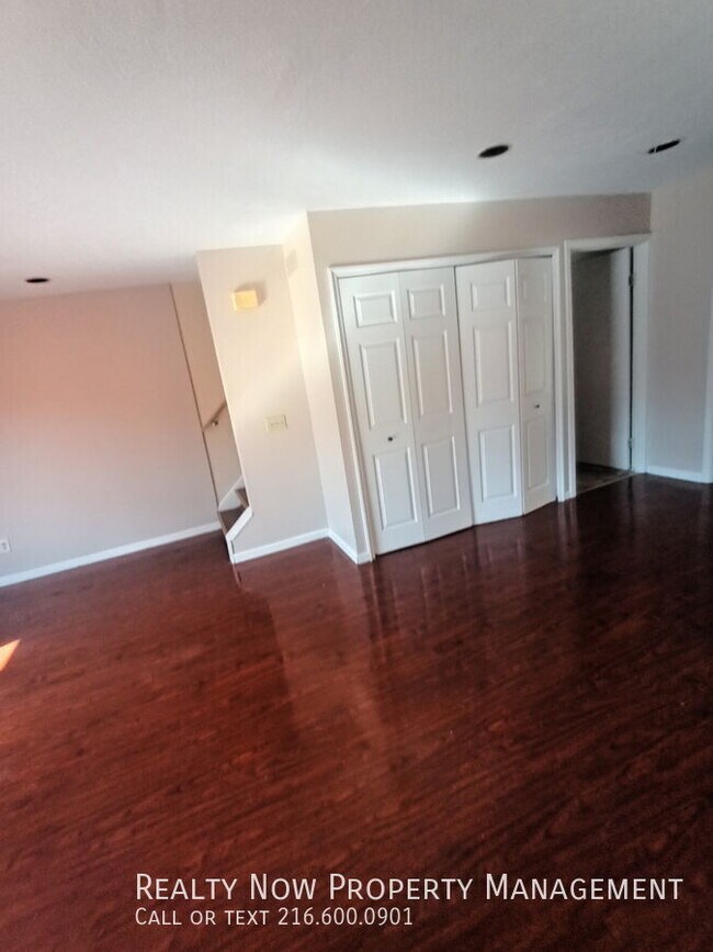Foto del edificio - 2939 Warrensville Center Rd