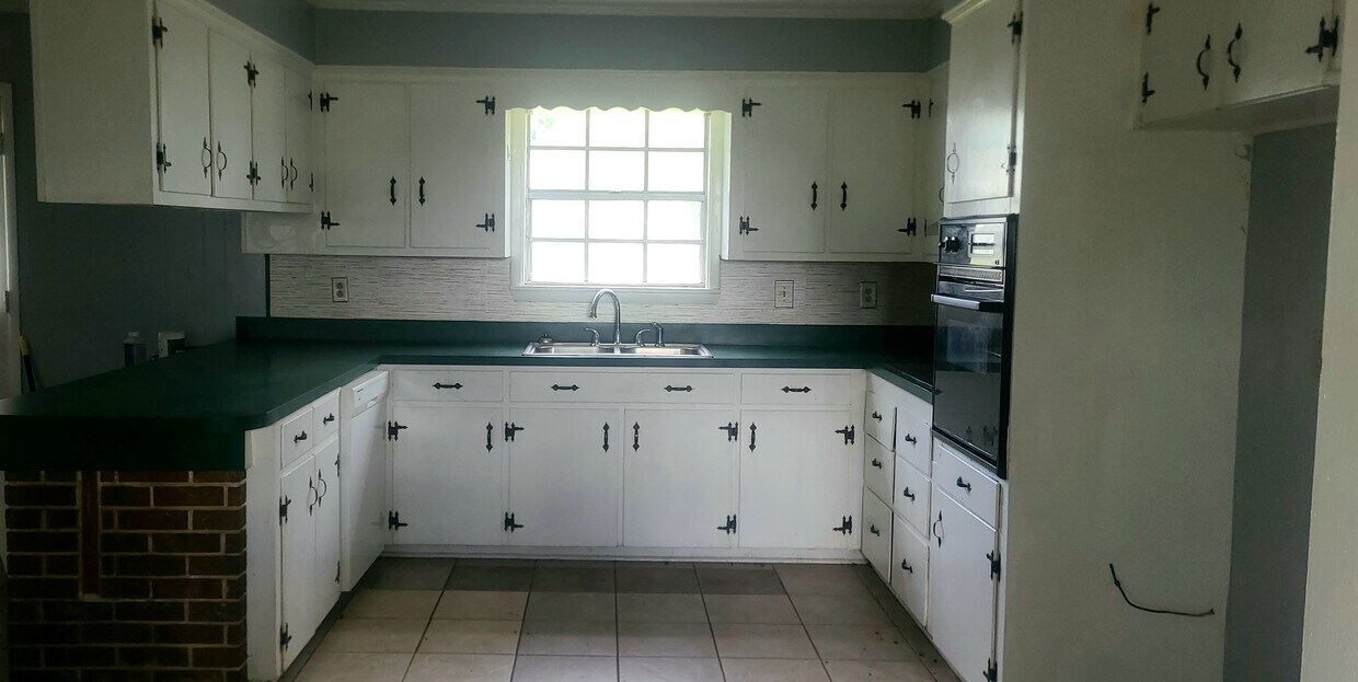 Foto del edificio - 8200 McDonald Rd