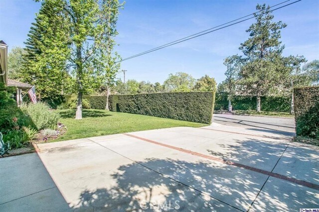 Foto del edificio - 1895 Rose Ave