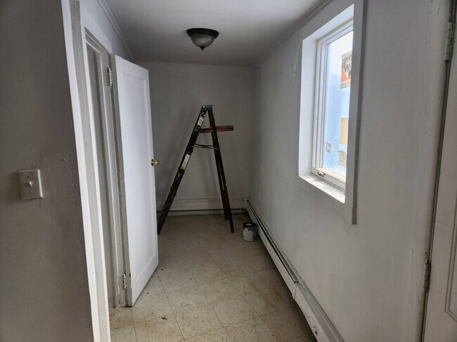 Building Photo - 85-1 127th St