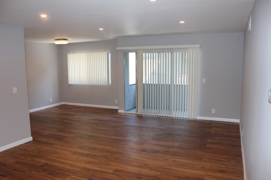 Primary Photo - 722 N Orlando Ave