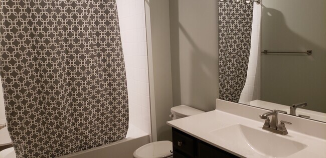 Foto del edificio - 18203 Brownstone Pl