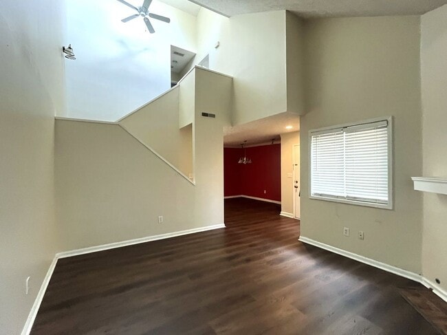 Building Photo - 1002 Parkaire Crossing