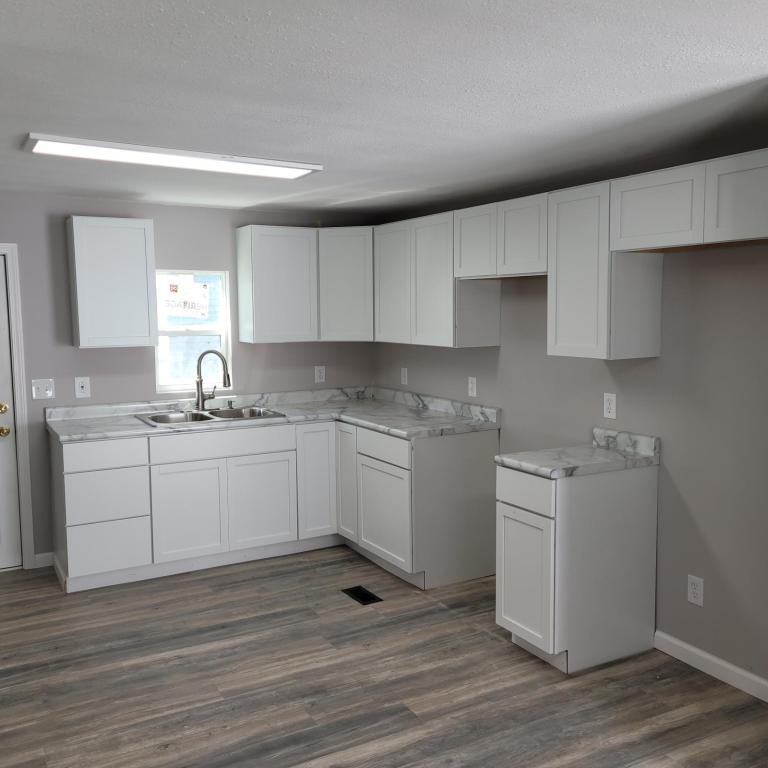 Foto principal - 804 Westbourne Ave