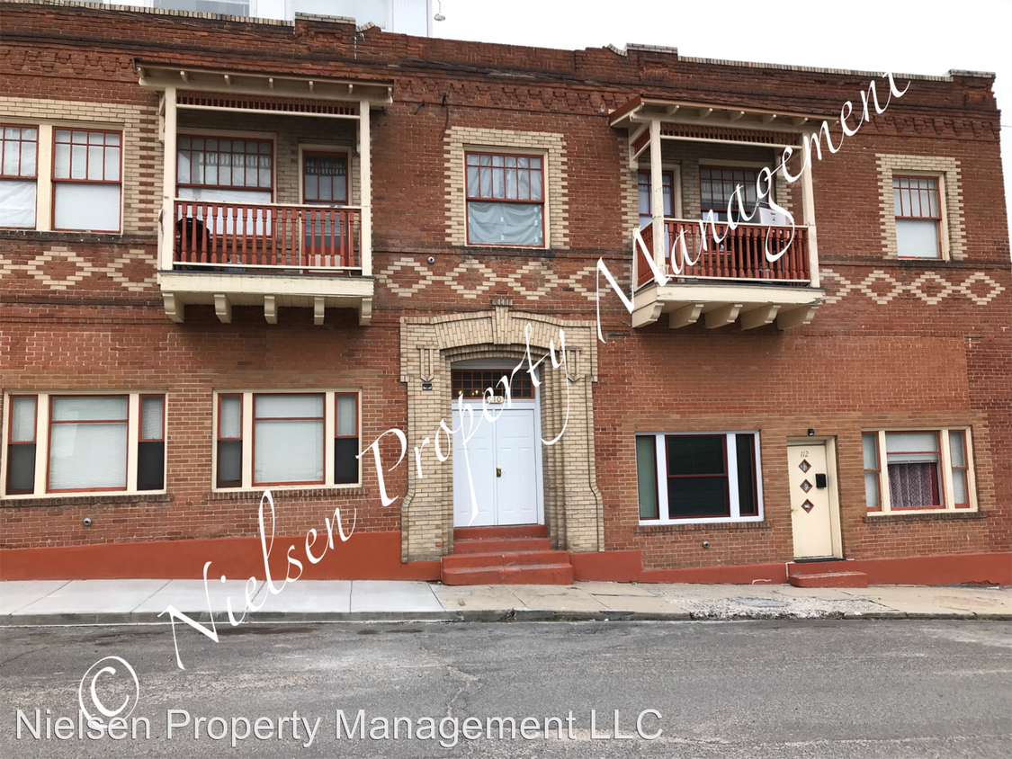 Primary Photo - 420 W Galena St