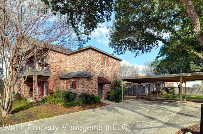 Building Photo - 5 br, 4 bath House - 3407 Penticost