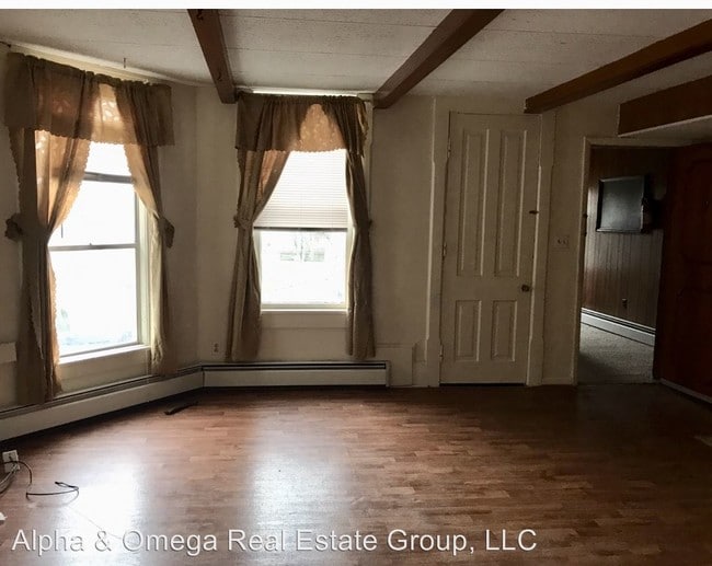 23 Marvin Ave, Shelby, OH 44875 Room for Rent in Shelby, OH