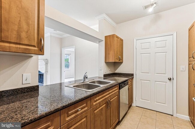 Building Photo - 12941 Centre Park Cir