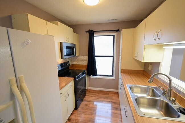 Foto del edificio - McArthur Place