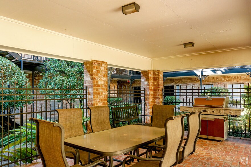 Allen House Apartments Rentals Houston, TX