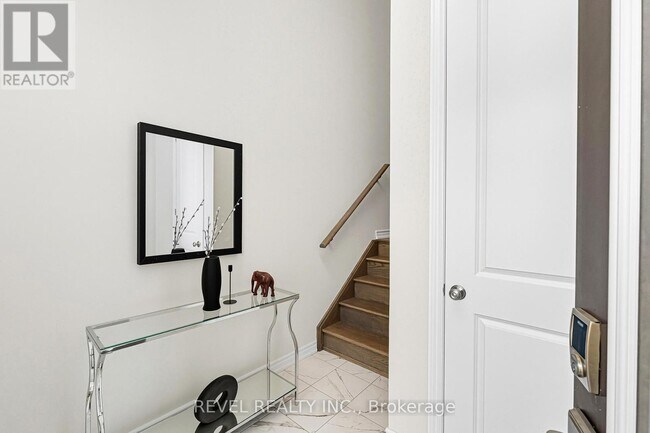 Building Photo - 48 Douet Ln