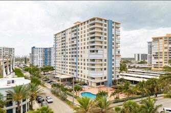 Building Photo - 305 N Pompano Beach Blvd