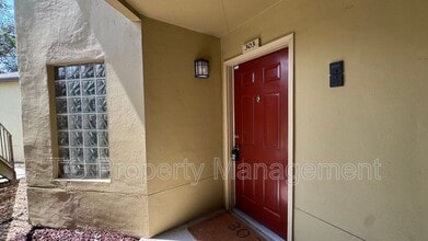 Building Photo - 10150 Belle Rive Blvd