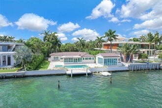 Building Photo - 205 N Hibiscus Dr