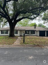 Building Photo - 1610 Texas St