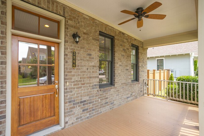 Building Photo - 3866 Somers Ln