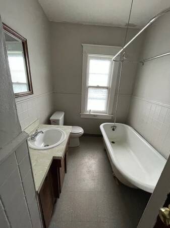 Building Photo - 743 Tifft St