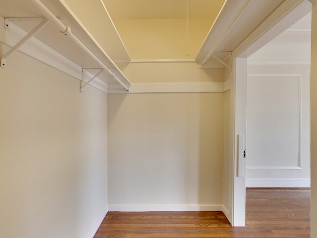Building Photo - 3055 Gough St