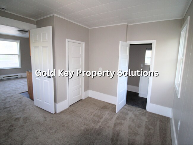 Foto del edificio - 919 E 6th St