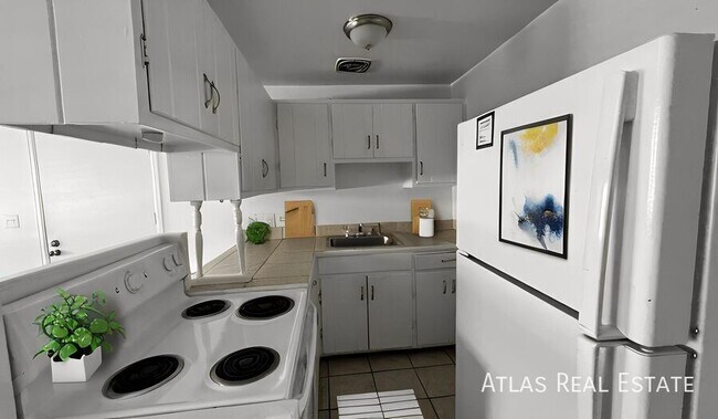 Foto del edificio - 132 W Ida Ave