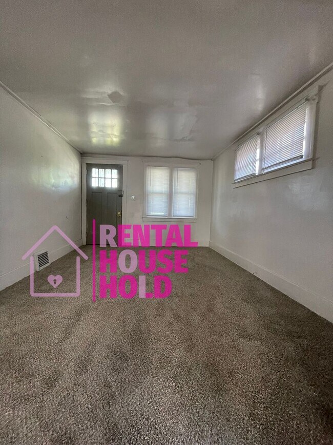 Foto del edificio - Summer Special~ 3 BEDROOM 1 BATH FREE PRE-...