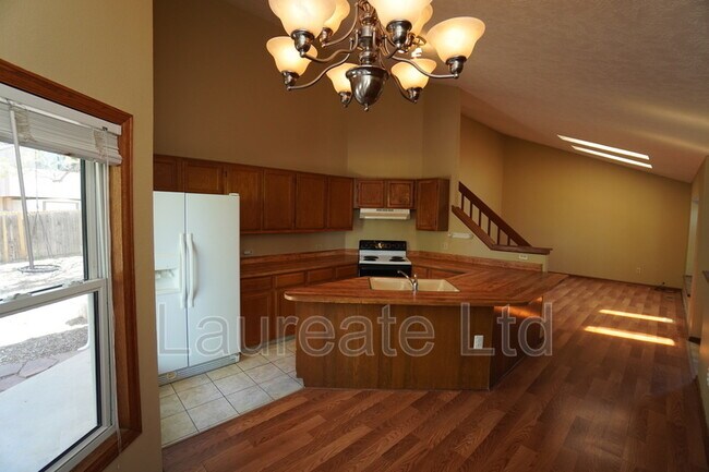 Building Photo - 2916 S Andes Way