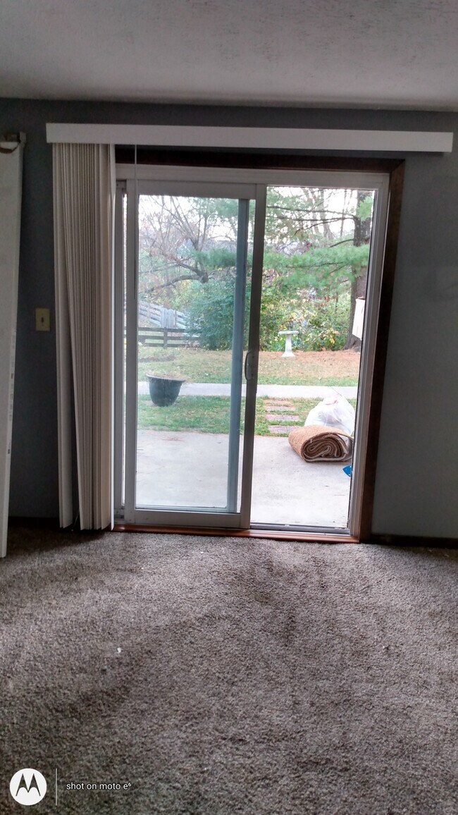 Front Room - 5491 Camelot Dr