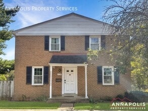 Building Photo - 1750 Aberdeen Cir