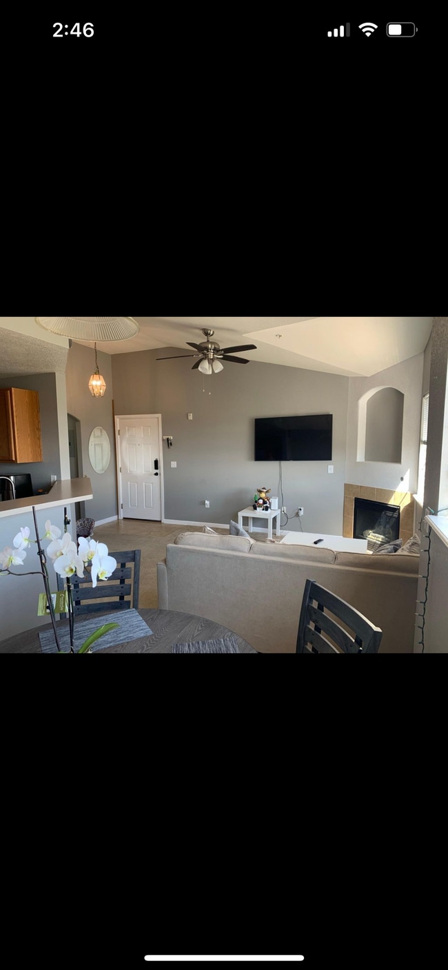 Building Photo - 5714 N Gibralter Way