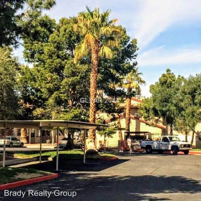 Foto del edificio - 2 br, 2 bath House - 701 Rock Springs #101