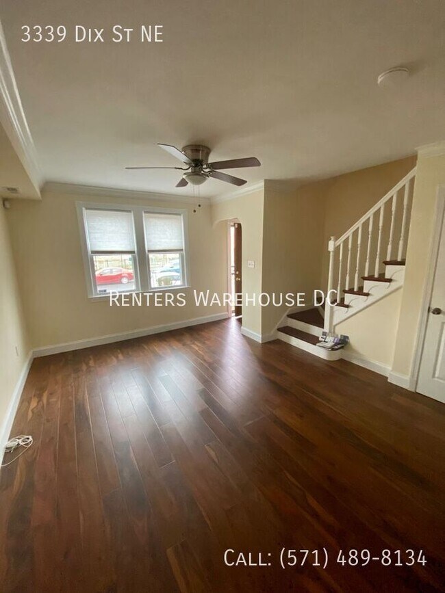 Foto del edificio - 3339 Dix St NE