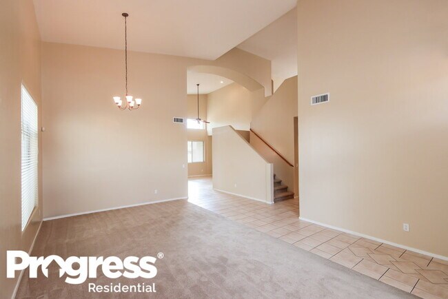 Foto del edificio - 15229 S Avenida Rancho Sereno