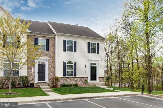Foto del edificio - 7599 Taunton Ct