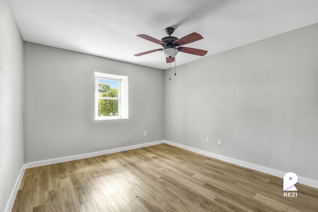 Foto del edificio - 1800 Patton Ln