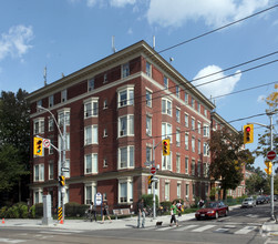 Building Photo - Parkview Mansions