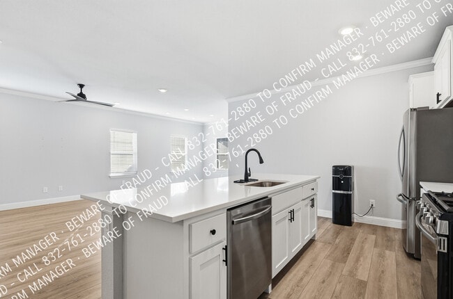 Building Photo - 248 Waters Rdg Dr