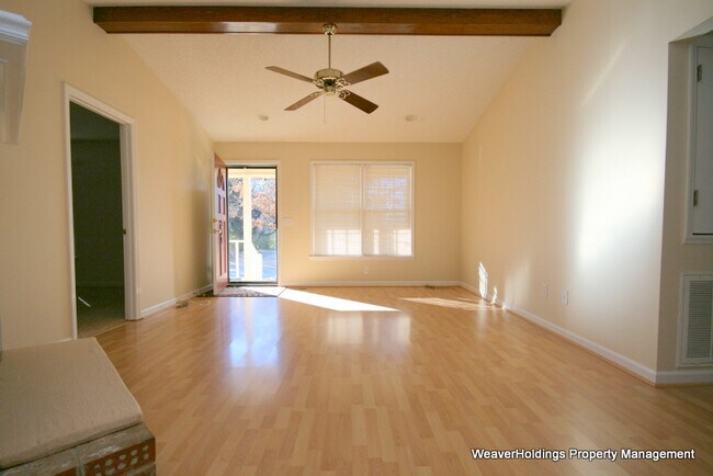 Foto del edificio - 159 Robinson Rd