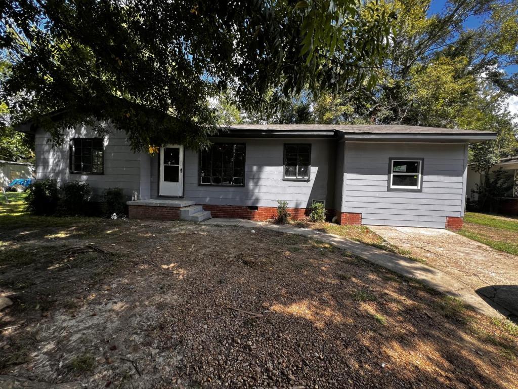 Primary Photo - 202 Sheppard Rd