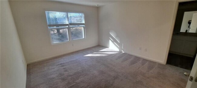 Foto del edificio - 3184 Delancy St