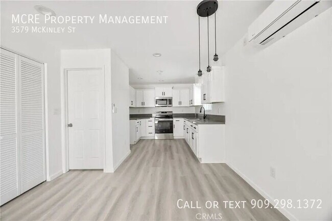 Foto del edificio - 3579 McKinley St