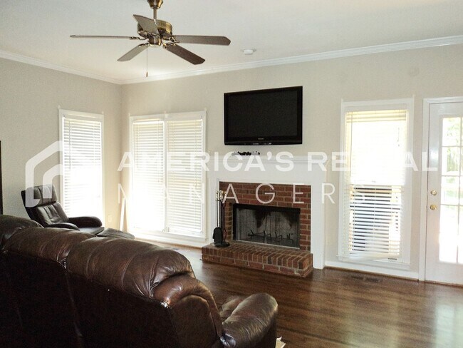 Foto del edificio - Very Nice Home For Rent In Pelham!! Availa...