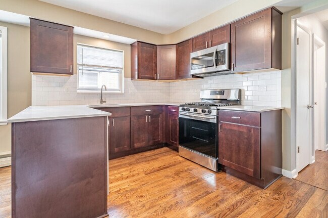 Building Photo - 5724 N Miltimore Ave