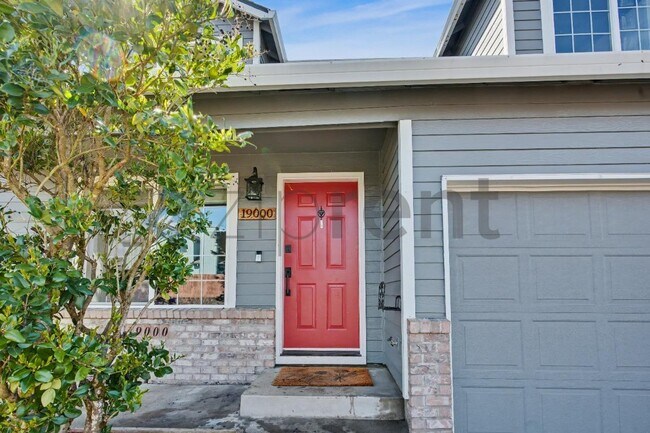 Foto del edificio - 19000 SW Strickland Dr