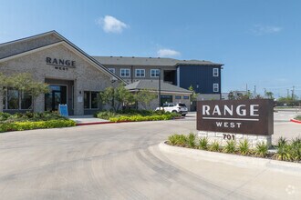 Building Photo - Range West