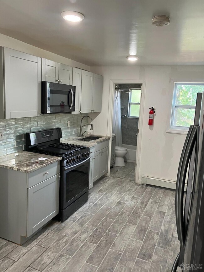 Foto del edificio - 810 E Hazelwood Ave