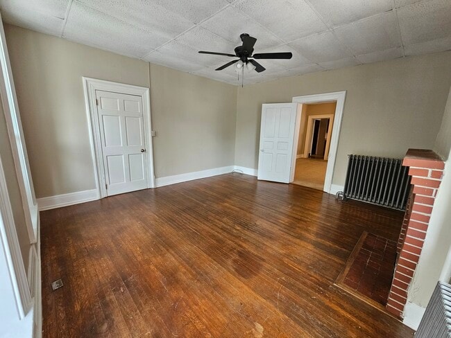 Living Room w/Hard Wood Floors and Firplace - 140 Church St