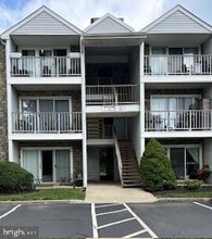 Building Photo - 28 Holly Ct