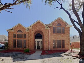 Building Photo - 104 Cloudbridge Dr
