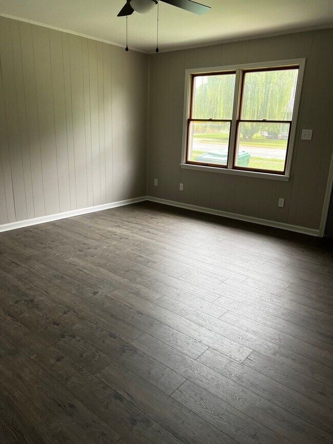 Foto del edificio - 105 W Moore St
