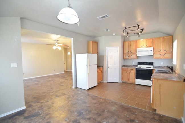 Building Photo - 1802 Michele Dr Killeen
